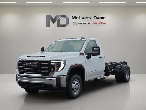 2026 GMC Sierra 3500 Base