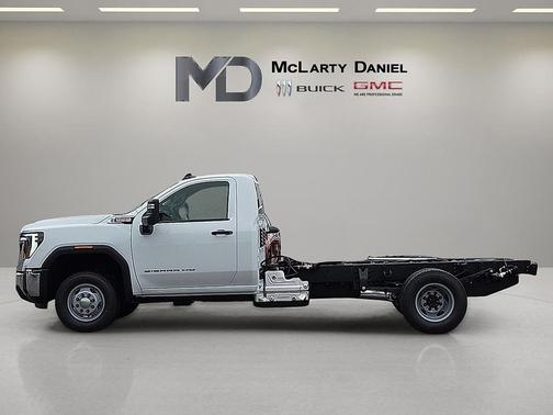 2026 GMC Sierra 3500 Base