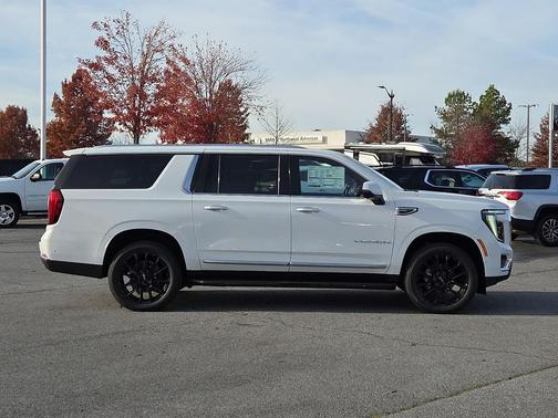 2026 GMC Yukon XL 4WD Elevation
