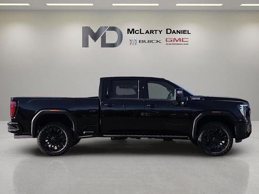 2026 GMC Sierra 2500 AT4