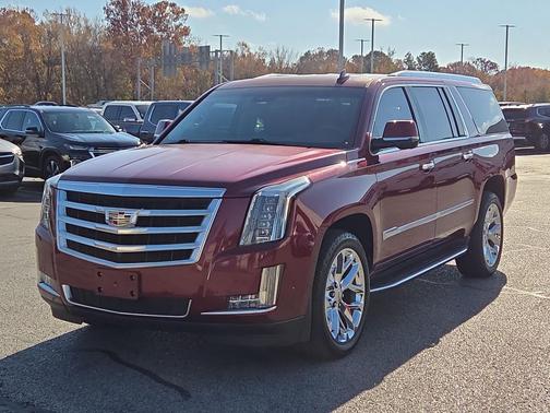 2017 Cadillac Escalade ESV Luxury
