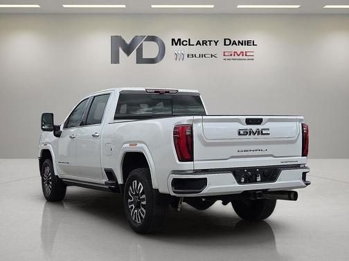2024 GMC Sierra 3500 Denali