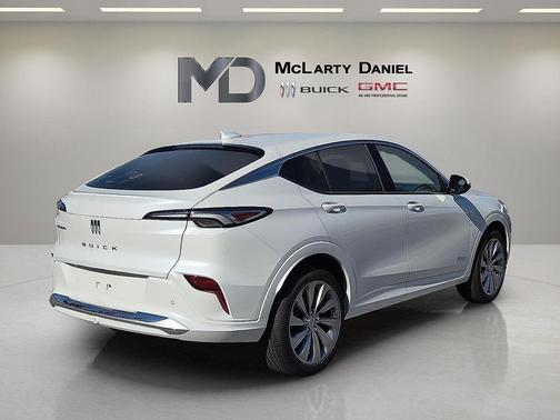 2026 Buick Envista Avenir FWD