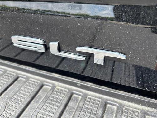 2025 GMC Sierra 2500 SLT