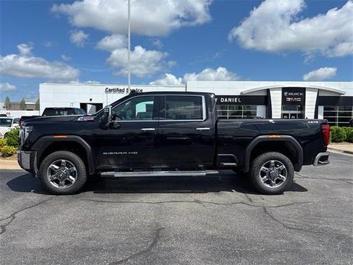 2025 GMC Sierra 2500 SLT
