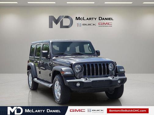 Granite Crystal Metallic Clearcoat 2019 Jeep Wrangler Unlimited Sport