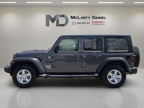 Granite Crystal Metallic Clearcoat 2019 Jeep Wrangler Unlimited Sport