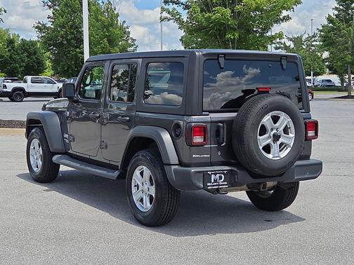 Granite Crystal Metallic Clearcoat 2019 Jeep Wrangler Unlimited Sport