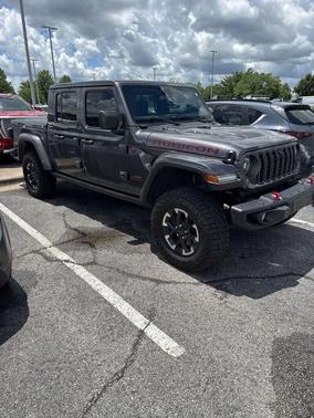 Granite Crystal Metallic Clearcoat 2024 Jeep Gladiator Rubicon