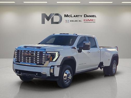 2026 GMC Sierra 3500 Denali