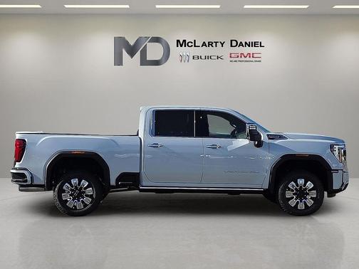 2026 GMC Sierra 3500 Denali