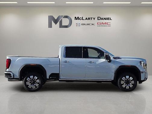 2026 GMC Sierra 3500 Denali