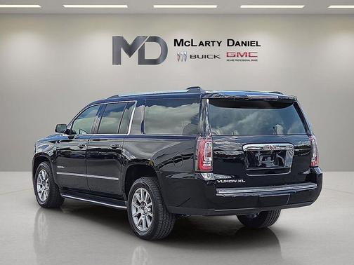 Onyx Black 2019 GMC Yukon XL Denali