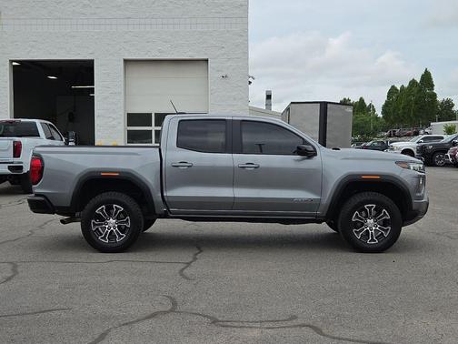 Sterling Metallic 2023 GMC Canyon AT4
