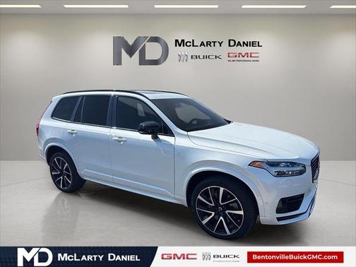 2023 Volvo XC90 Recharge Plug-In Hybrid T8 Ultimate Dark Theme 7-Seater