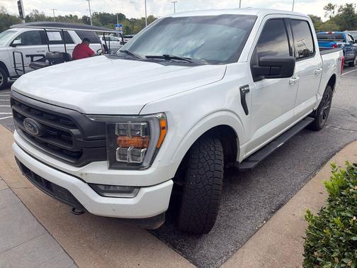 Oxford White 2021 Ford F-150 XLT