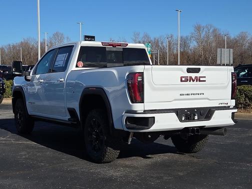 2026 GMC Sierra 3500 AT4