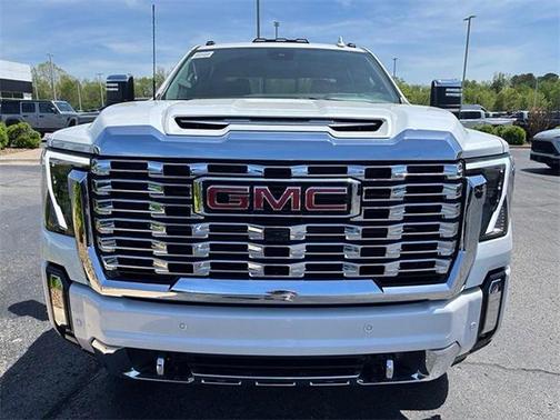 2025 GMC Sierra 2500 Denali