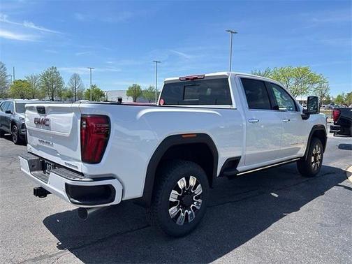 2025 GMC Sierra 2500 Denali
