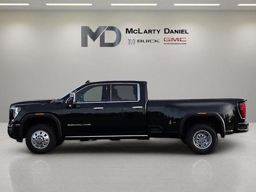 2026 GMC Sierra 3500 Denali