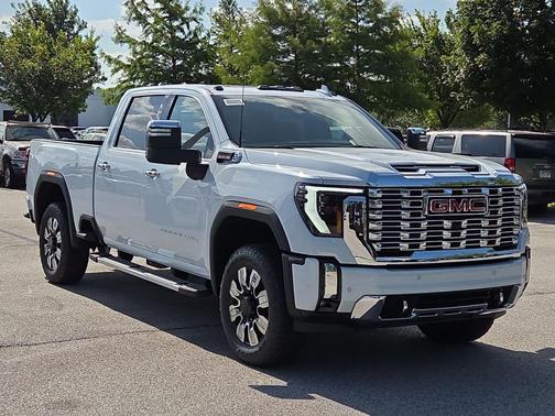 Glacier White Tricoat 2026 GMC Sierra 2500 Denali