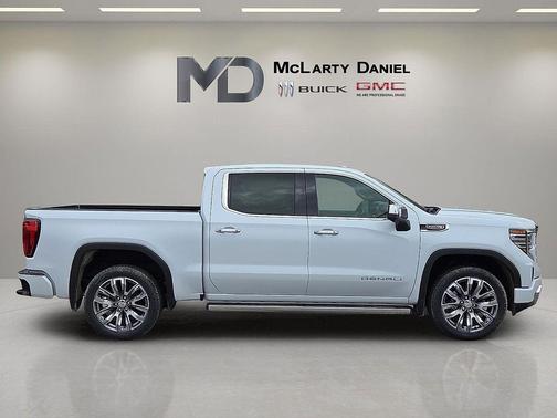 Glacier White Tricoat 2026 GMC Sierra 1500 Denali