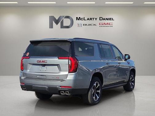 2026 GMC Yukon XL 4WD AT4