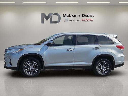 2019 Toyota Highlander LE Plus