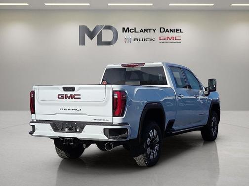 2026 GMC Sierra 3500 Denali