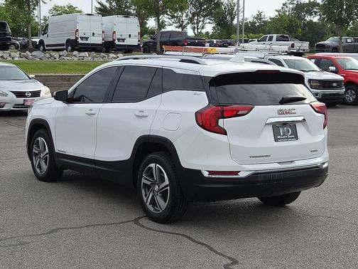 Summit White 2020 GMC Terrain SLT