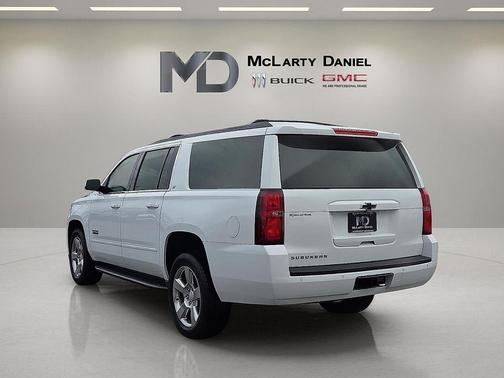 2017 Chevrolet Suburban LT