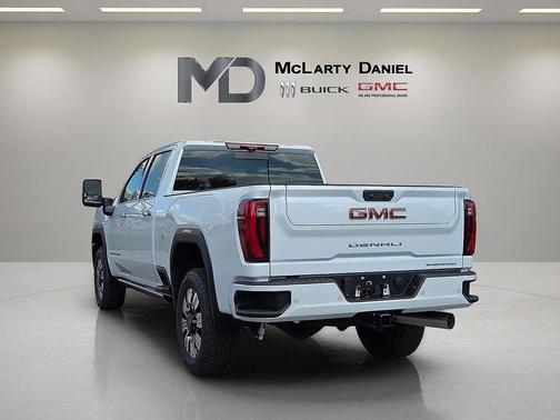 2026 GMC Sierra 3500 Denali