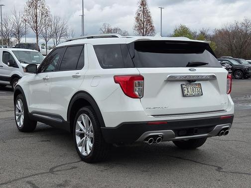 2023 Ford Explorer Platinum