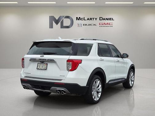 2023 Ford Explorer Platinum
