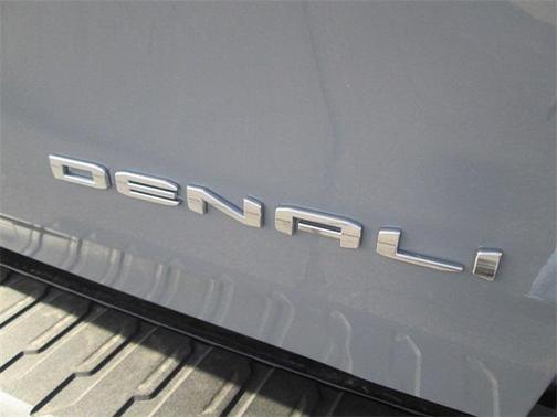 2024 GMC Sierra EV Denali Edition 1