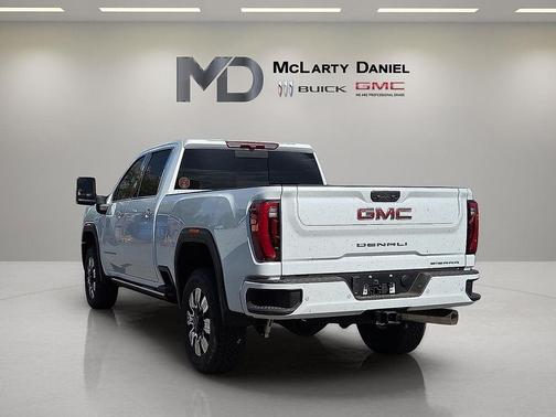 2026 GMC Sierra 3500 Denali