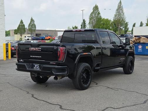 Onyx Black 2025 GMC Sierra 2500 AT4