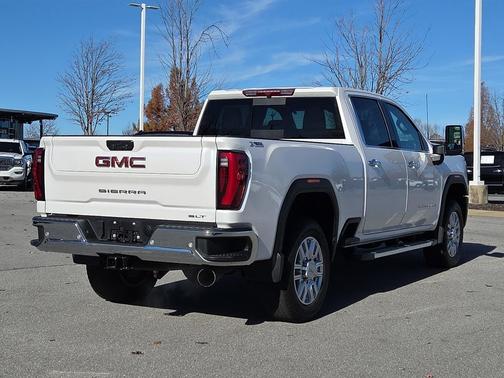 2024 GMC Sierra 2500 SLT