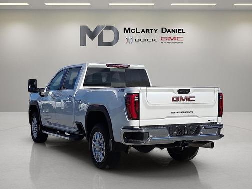 2024 GMC Sierra 2500 SLT