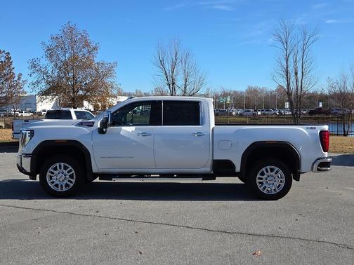 2024 GMC Sierra 2500 SLT