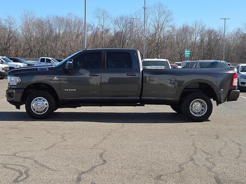 2023 RAM 3500 Big Horn Crew Cab 4x4 8' Box