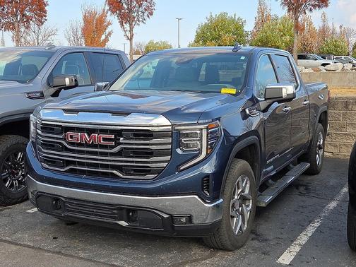 2022 GMC Sierra 1500 SLT