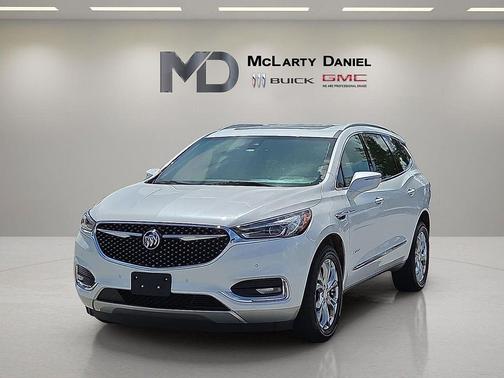 White Frost Tricoat 2019 Buick Enclave Avenir