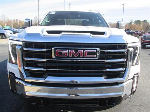 2025 GMC Sierra 2500 SLT