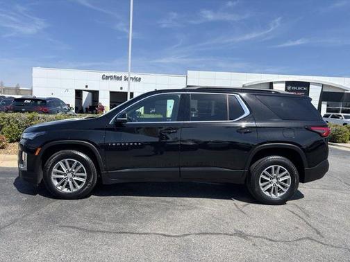 2022 Chevrolet Traverse LT Leather