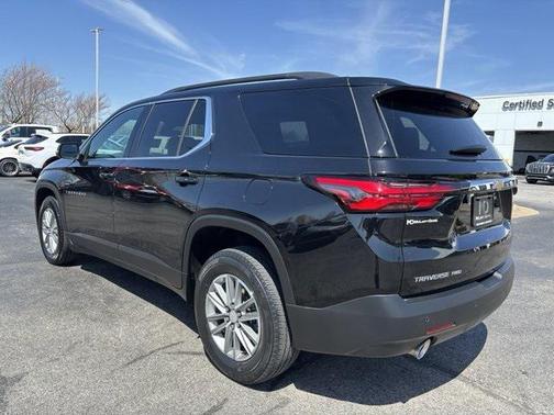 2022 Chevrolet Traverse LT Leather