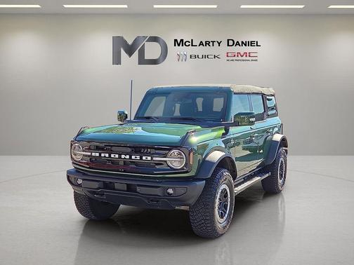 2023 Ford Bronco Outer Banks