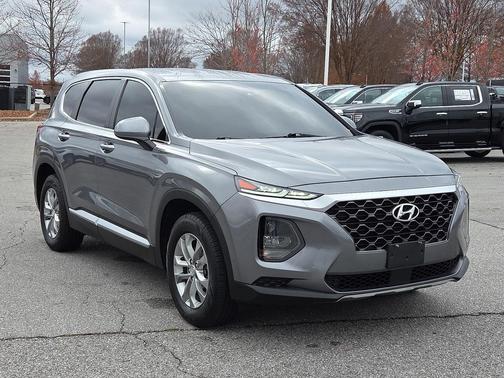 2019 Hyundai SANTA FE SE 2.4