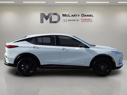 2025 Buick Envista Sport Touring FWD