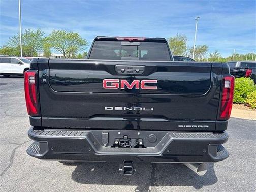 2025 GMC Sierra 2500 Denali